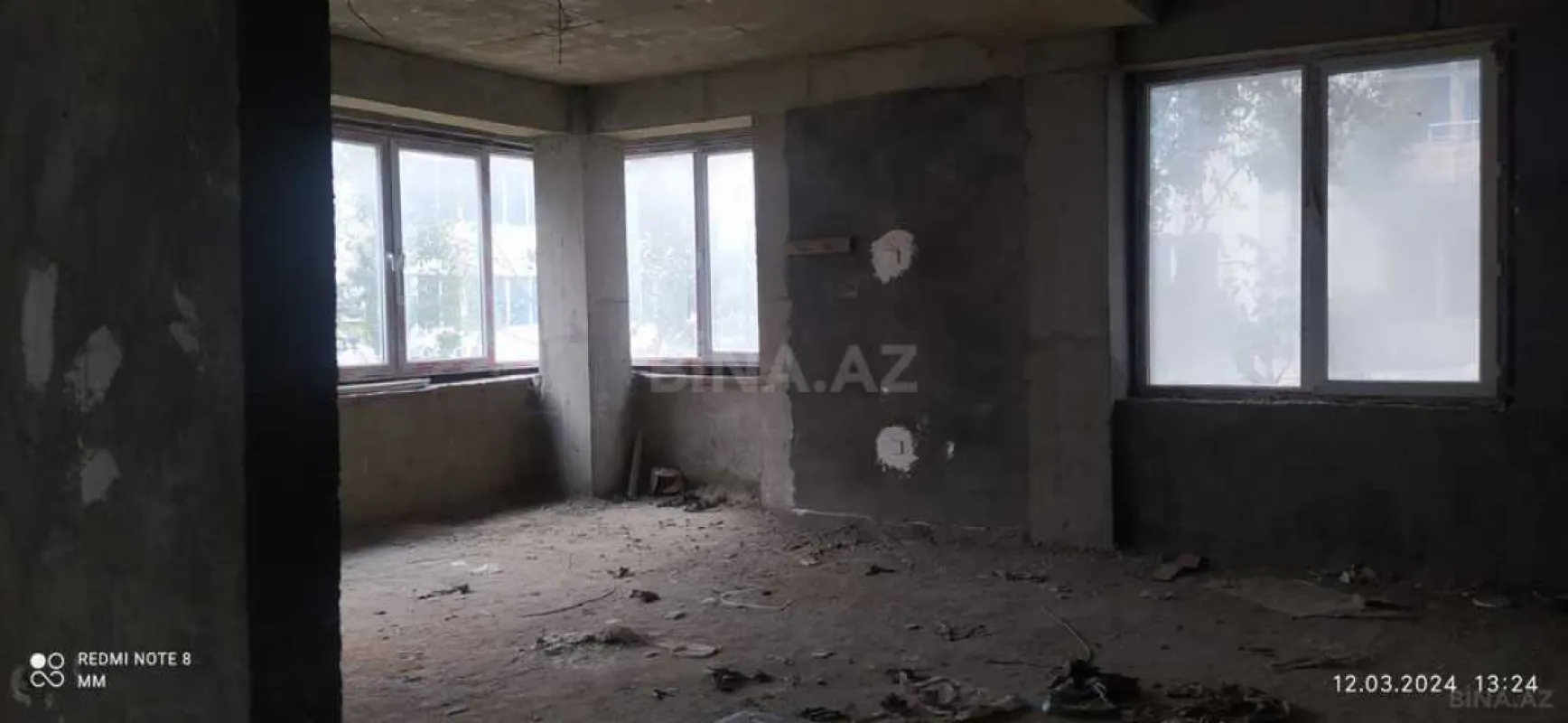 Satılır 2 otaqlı mənzil 92.5 m²