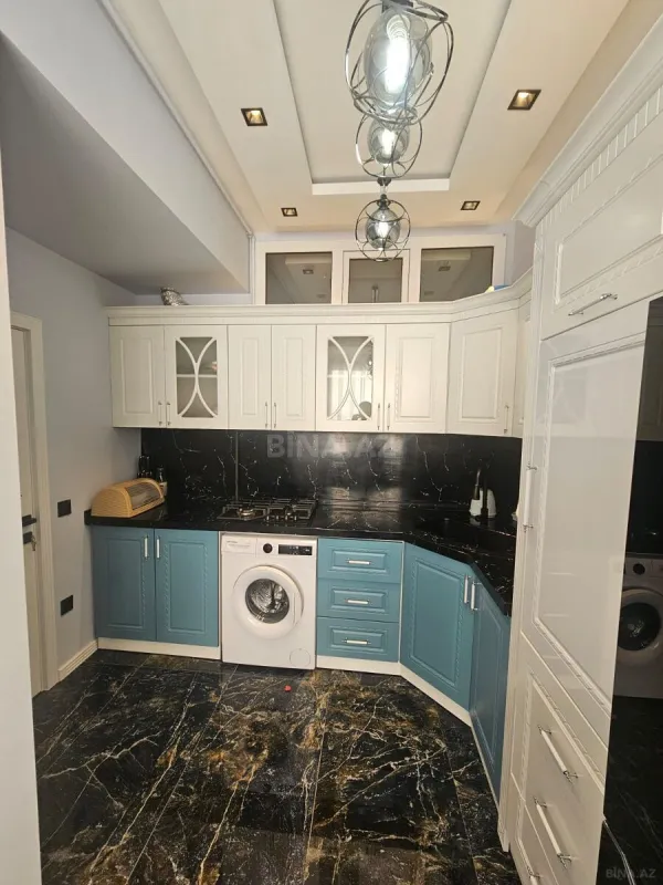 Satılır 2 otaqlı mənzil 76 m²