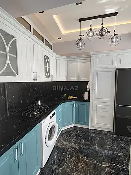 Satılır 2 otaqlı mənzil 76 m²
