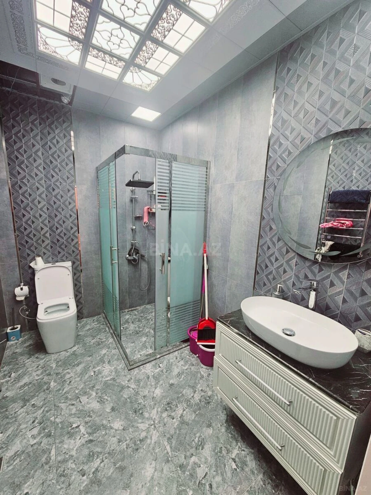 Satılır 2 otaqlı mənzil 76 m²
