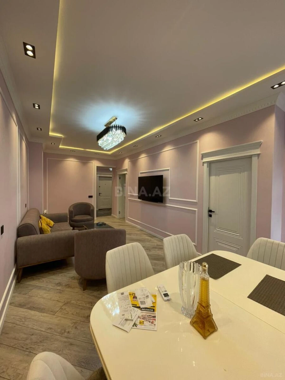 Satılır 2 otaqlı mənzil 76 m²