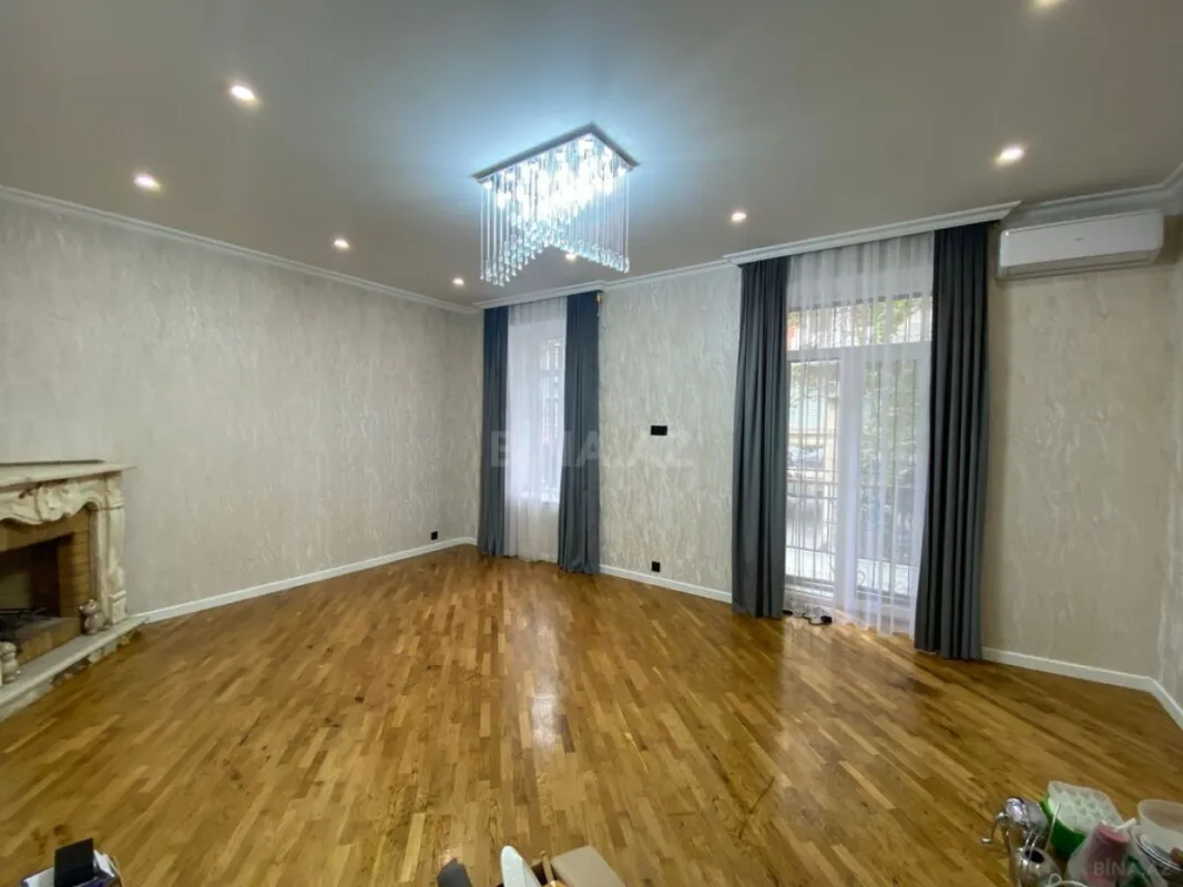 Satılır 3 otaqlı mənzil 92 m²