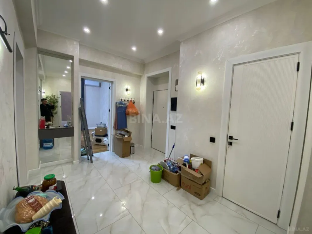 Satılır 3 otaqlı mənzil 92 m²