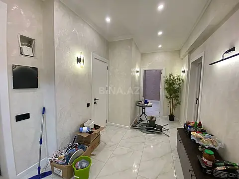 Satılır 3 otaqlı mənzil 92 m²