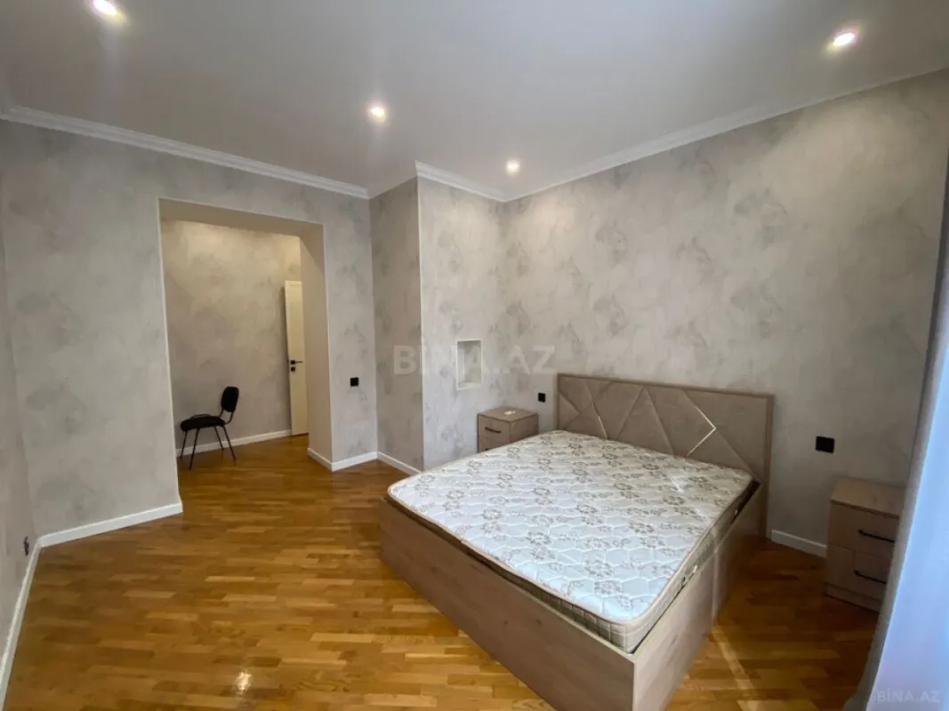 Satılır 3 otaqlı mənzil 92 m²