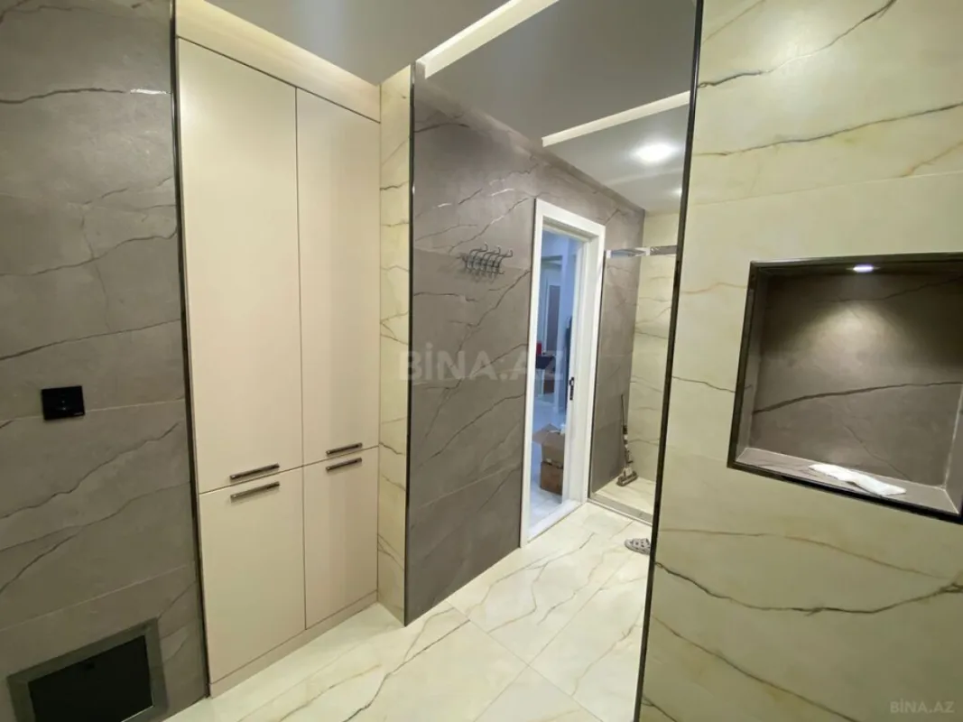 Satılır 3 otaqlı mənzil 92 m²