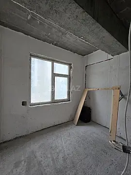 Satılır 3 otaqlı mənzil 95 m²