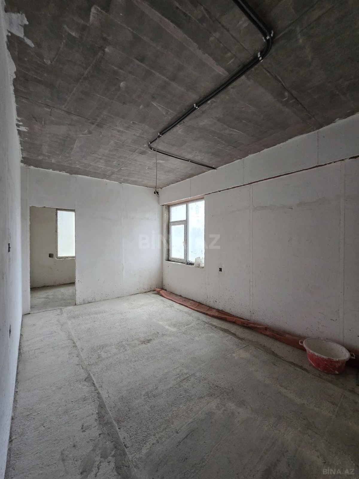 Satılır 3 otaqlı mənzil 95 m²