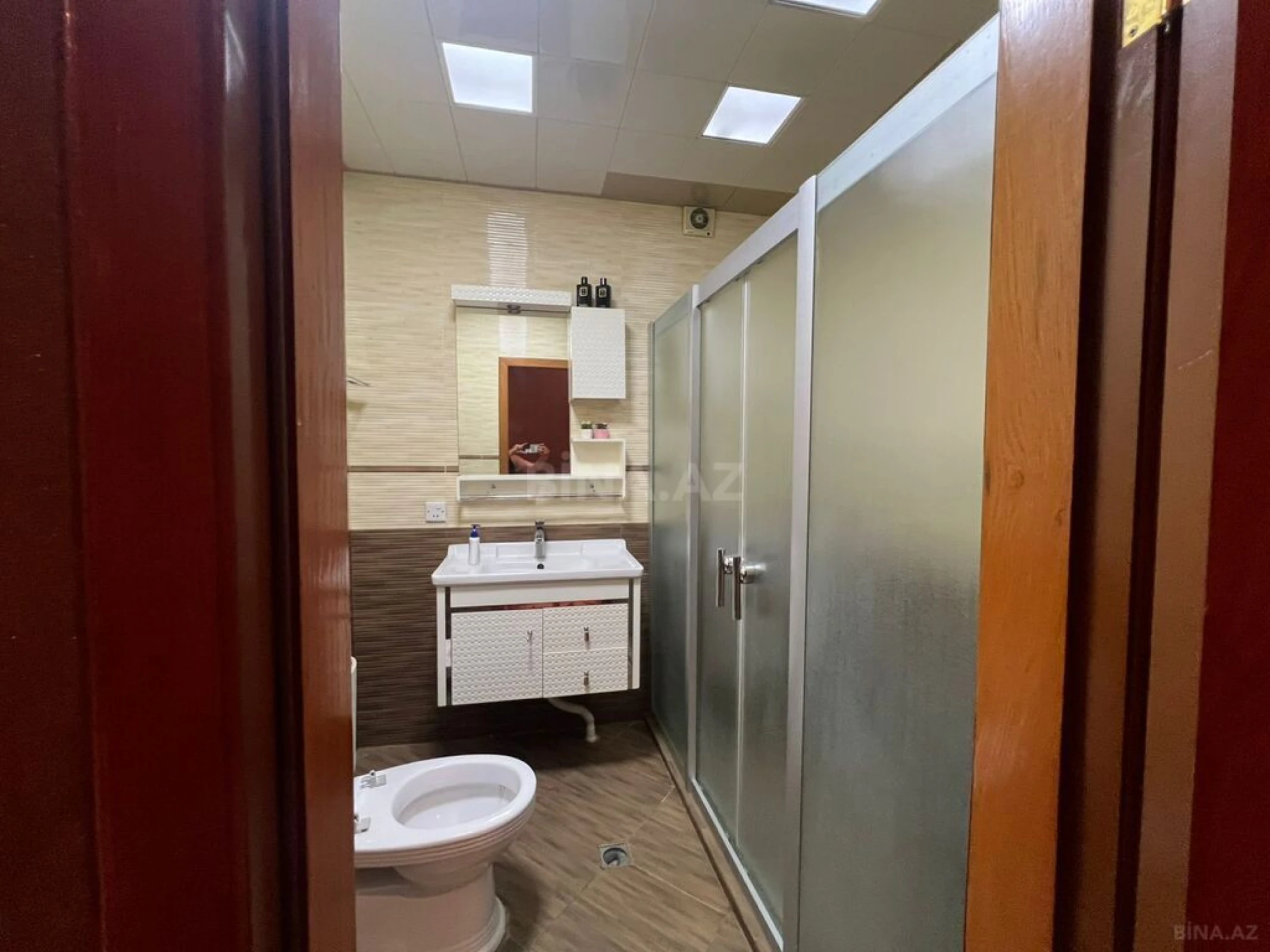 Satılır 3 otaqlı mənzil 91 m²