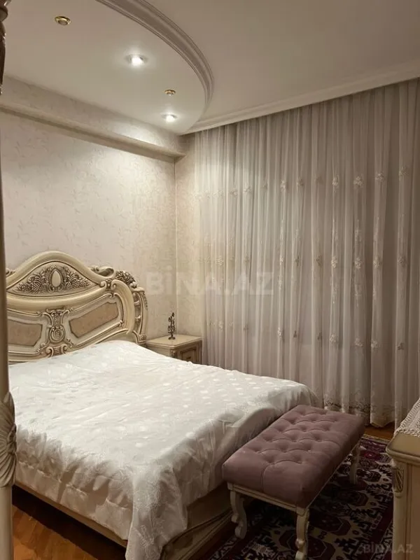 Satılır 3 otaqlı mənzil 91 m²