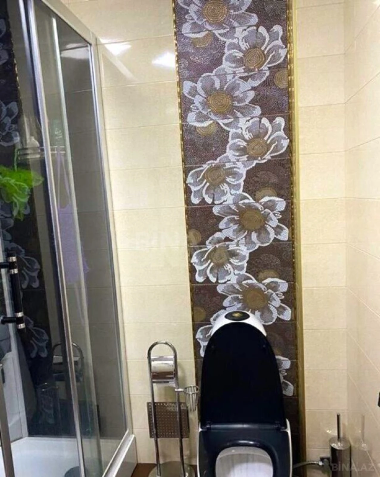 Satılır 3 otaqlı mənzil 165 m²