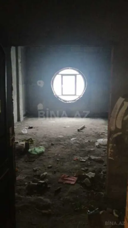 Satılır 3 otaqlı mənzil 134 m²