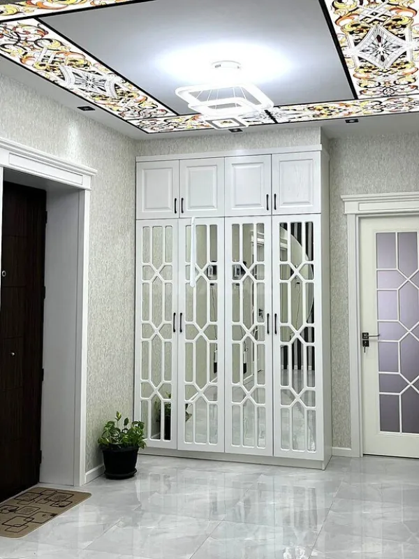 Satılır 4 otaqlı mənzil 155 m²