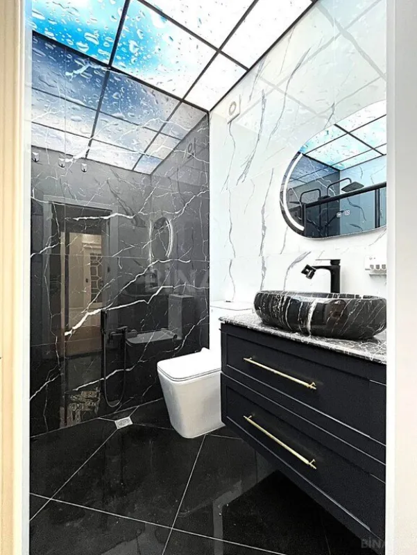 Satılır 4 otaqlı mənzil 155 m²