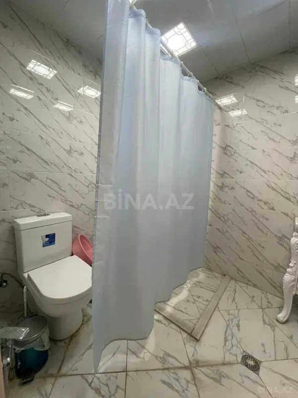 Satılır 2 otaqlı mənzil 67 m²