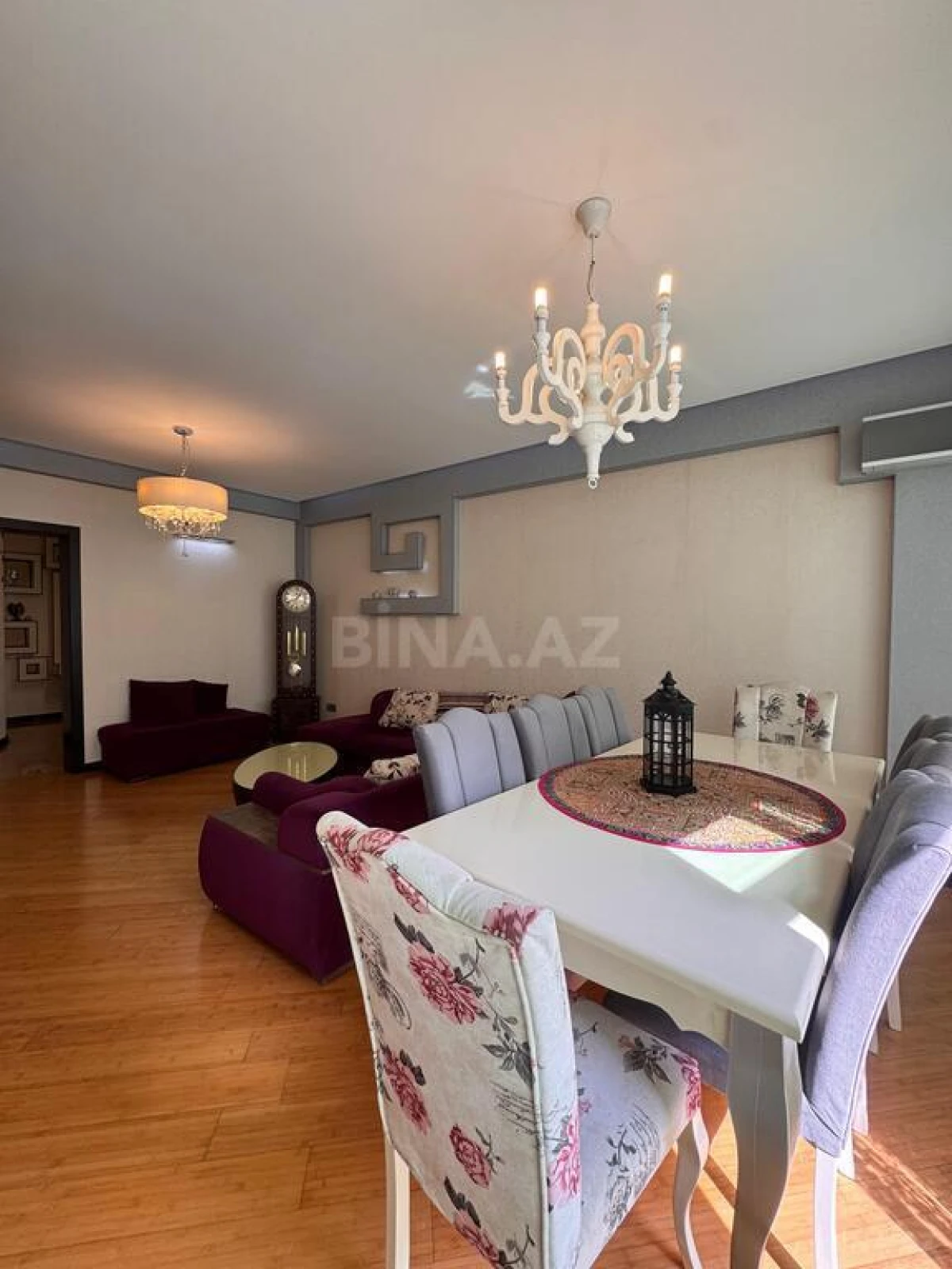 Satılır 3 otaqlı mənzil 113 m²