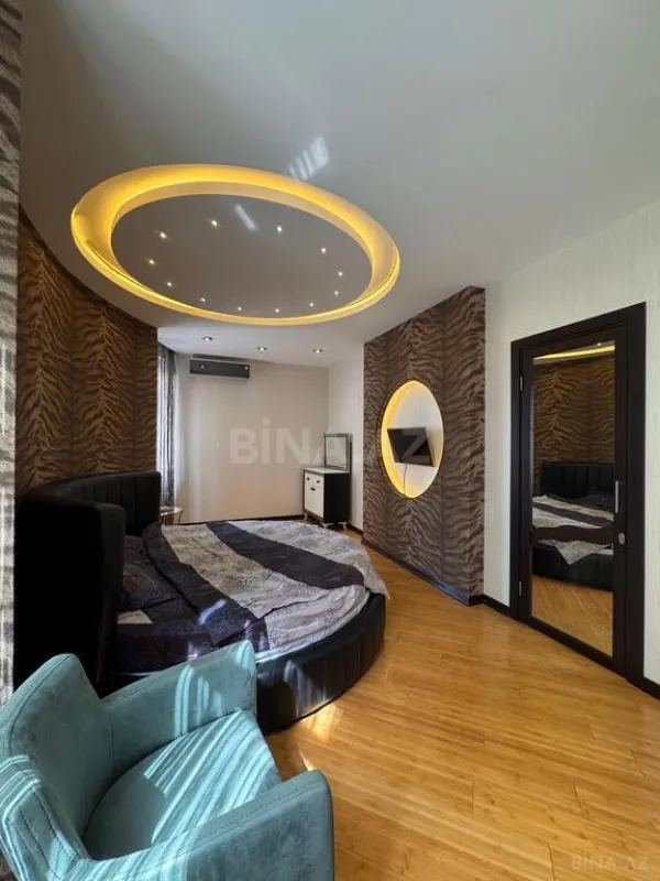 Satılır 3 otaqlı mənzil 113 m²