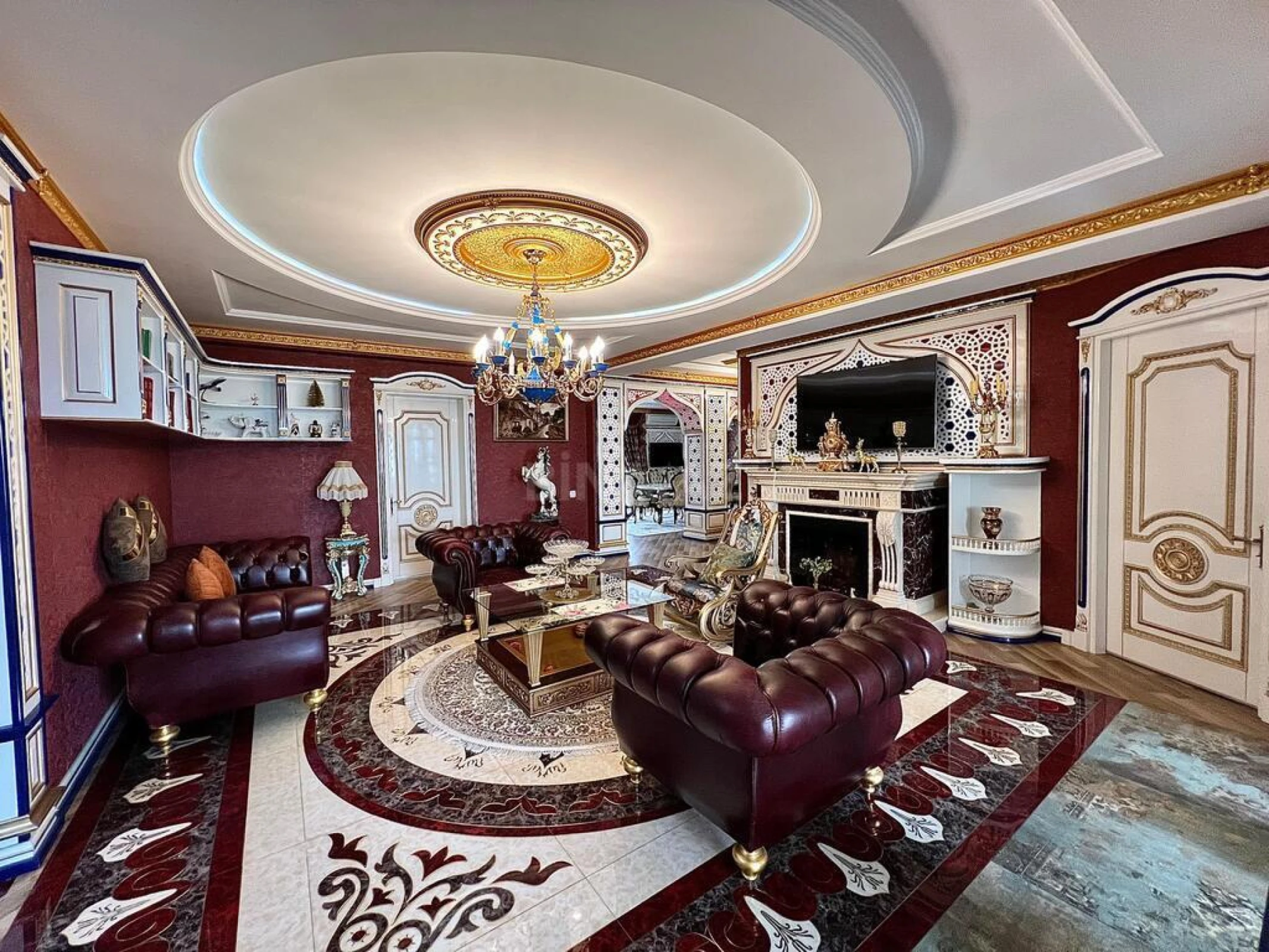 Satılır 8 otaqlı mənzil 365 m²