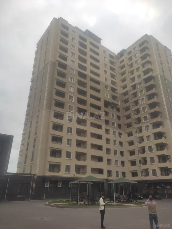 Satılır 3 otaqlı mənzil 105 m²