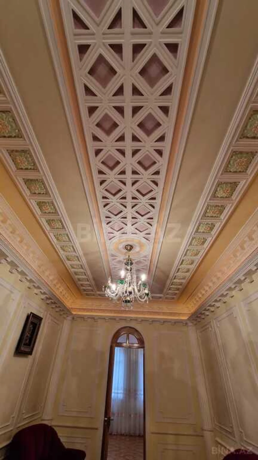 Satılır 7 otaqlı həyət evi 450 m²