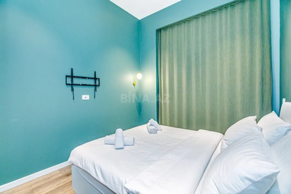 Kirayə verilir 3 otaqlı mənzil 200 m²