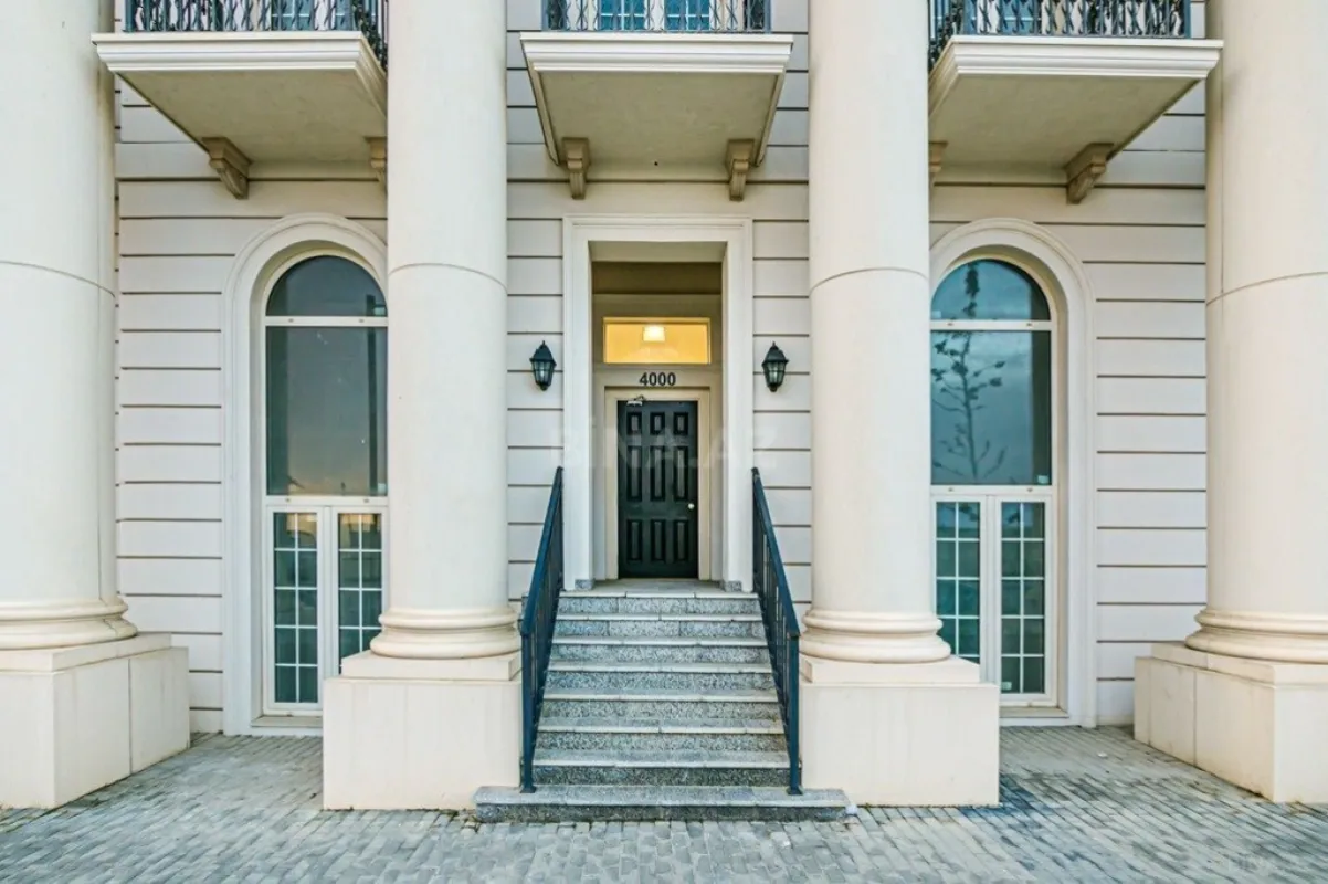 Kirayə verilir 3 otaqlı mənzil 200 m²