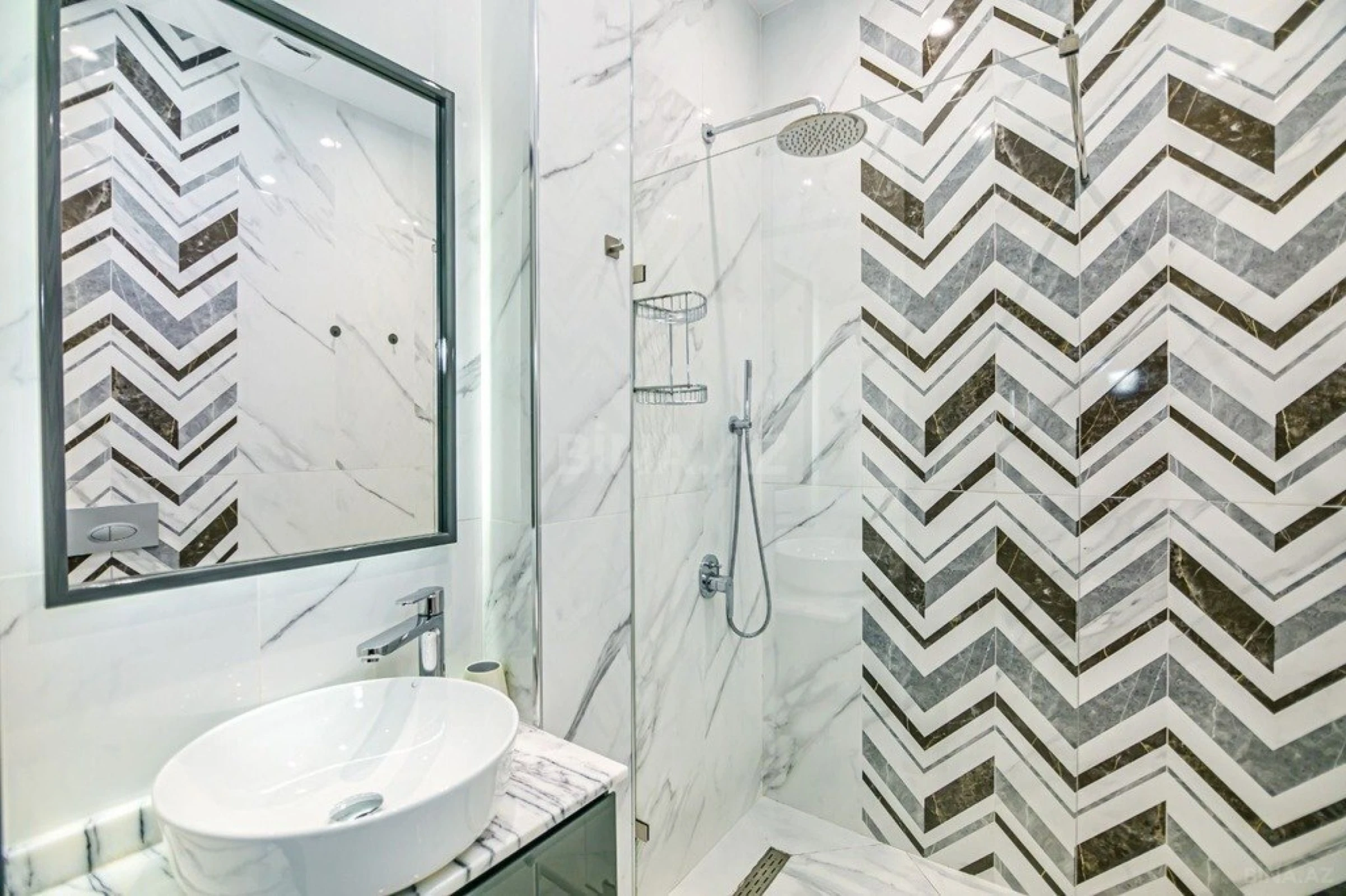 Kirayə verilir 3 otaqlı mənzil 200 m²