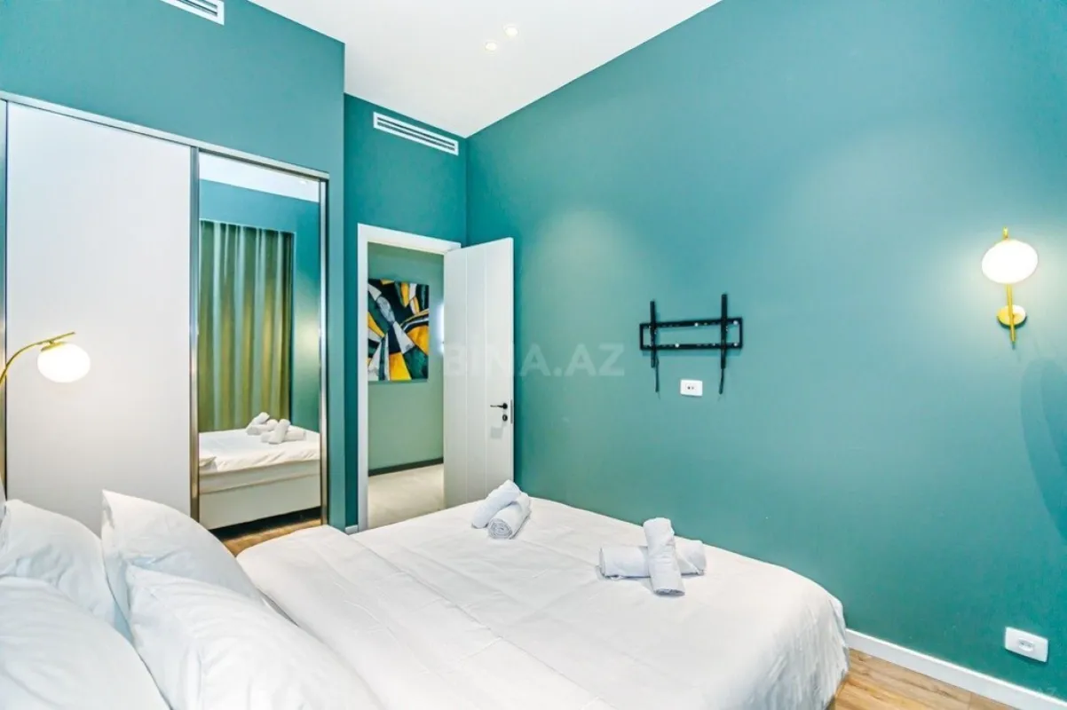 Kirayə verilir 3 otaqlı mənzil 200 m²