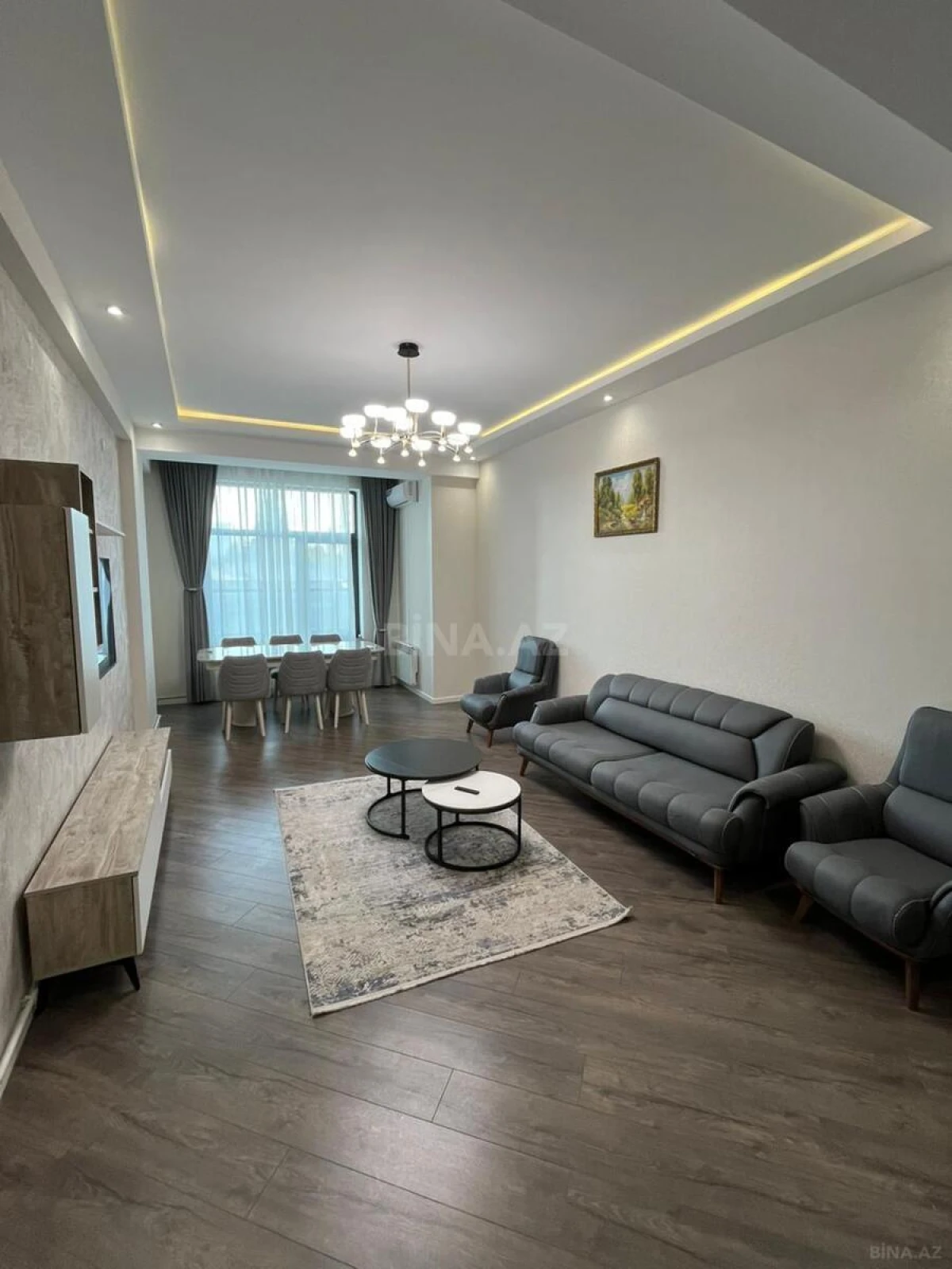 Kirayə verilir 2 otaqlı mənzil 95 m²