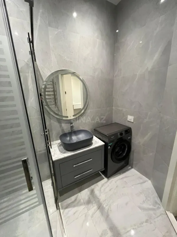 Kirayə verilir 2 otaqlı mənzil 95 m²