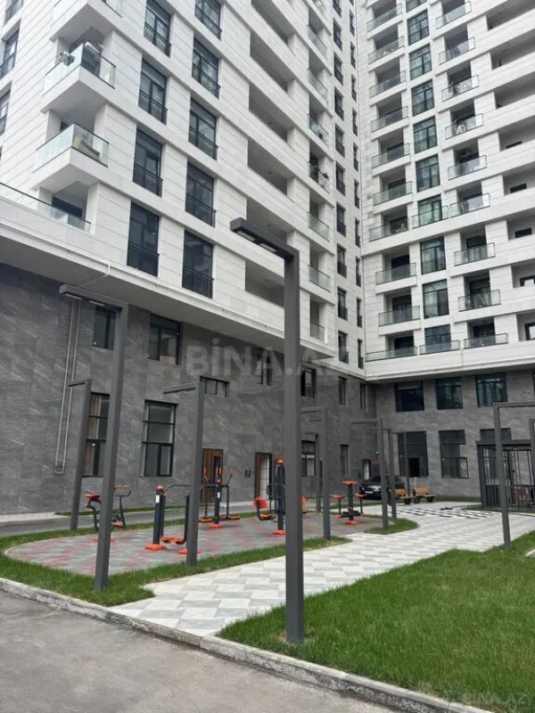 Kirayə verilir 2 otaqlı mənzil 95 m²