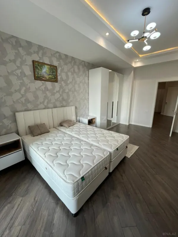 Kirayə verilir 2 otaqlı mənzil 95 m²
