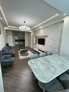 Kirayə verilir 2 otaqlı mənzil 95 m²