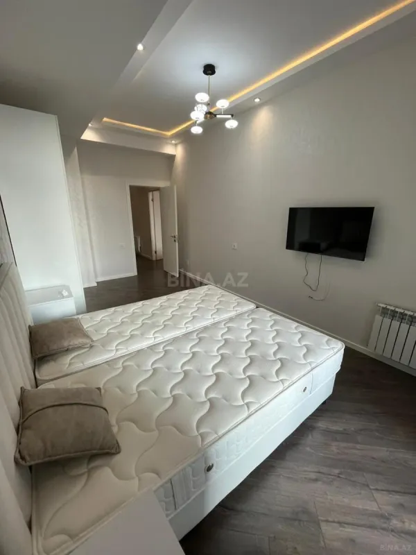 Kirayə verilir 2 otaqlı mənzil 95 m²