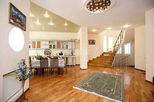 Kirayə verilir 6 otaqlı həyət evi 430 m²
