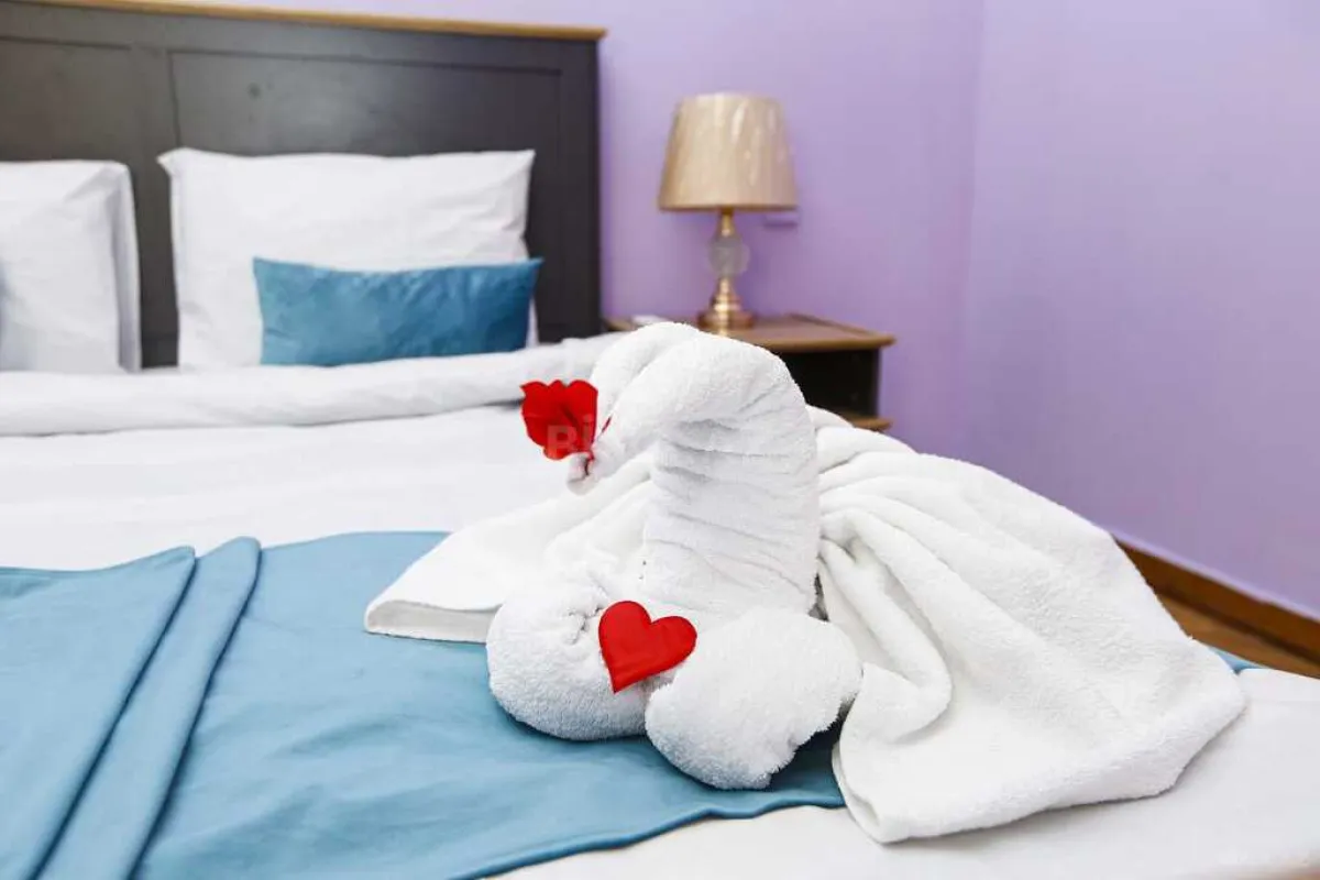 Kirayə verilir 7 otaqlı həyət evi 380 m²