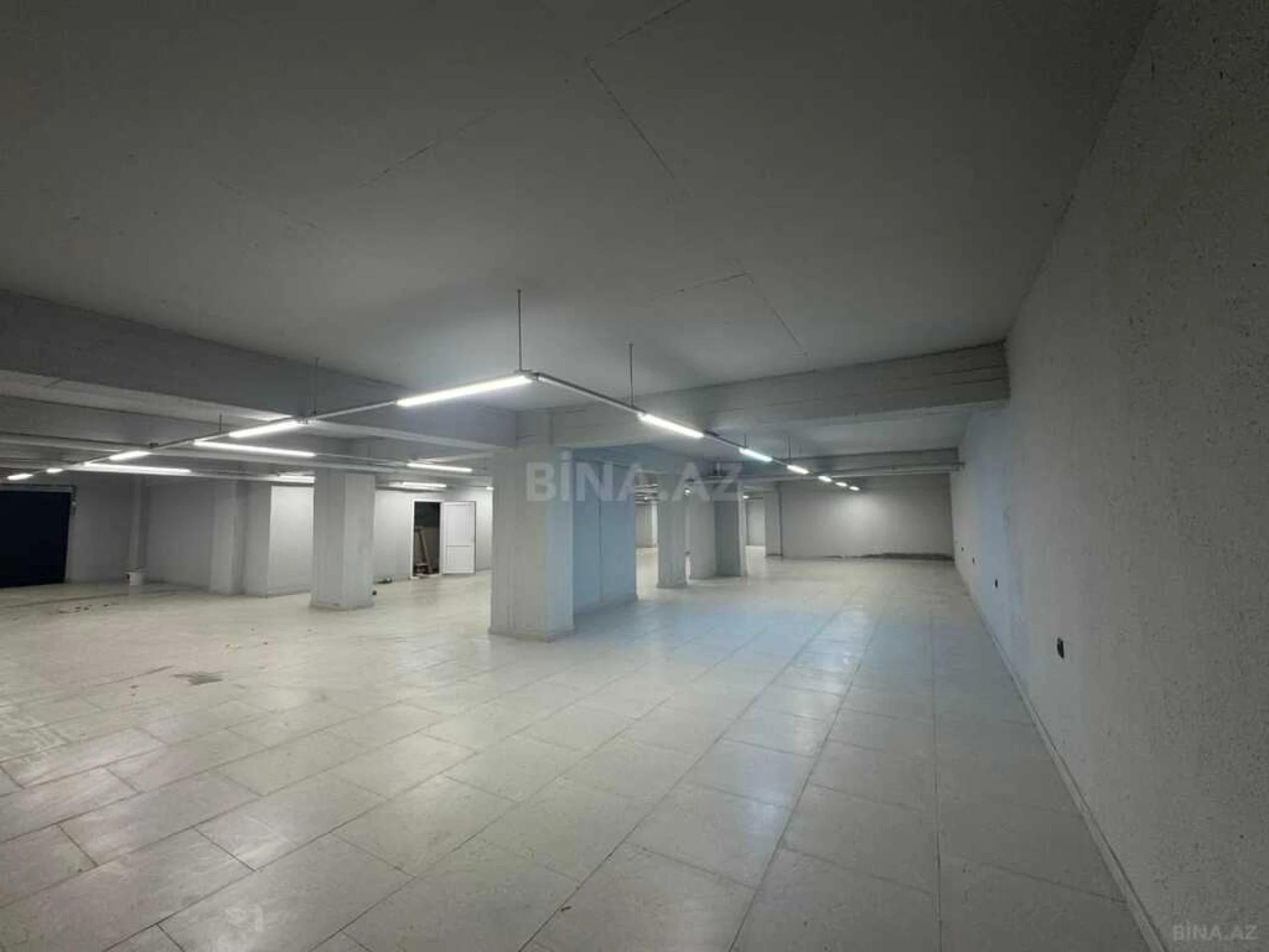 Satılır obyekt 485 m²