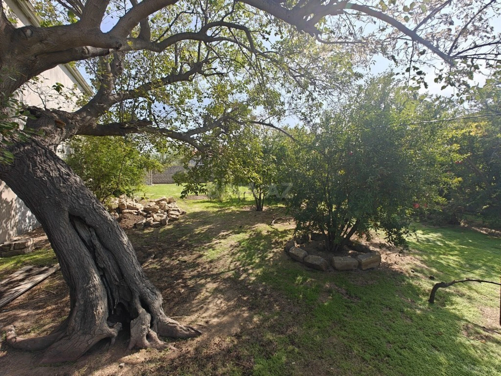 Satılır torpaq sahəsi 10 m²