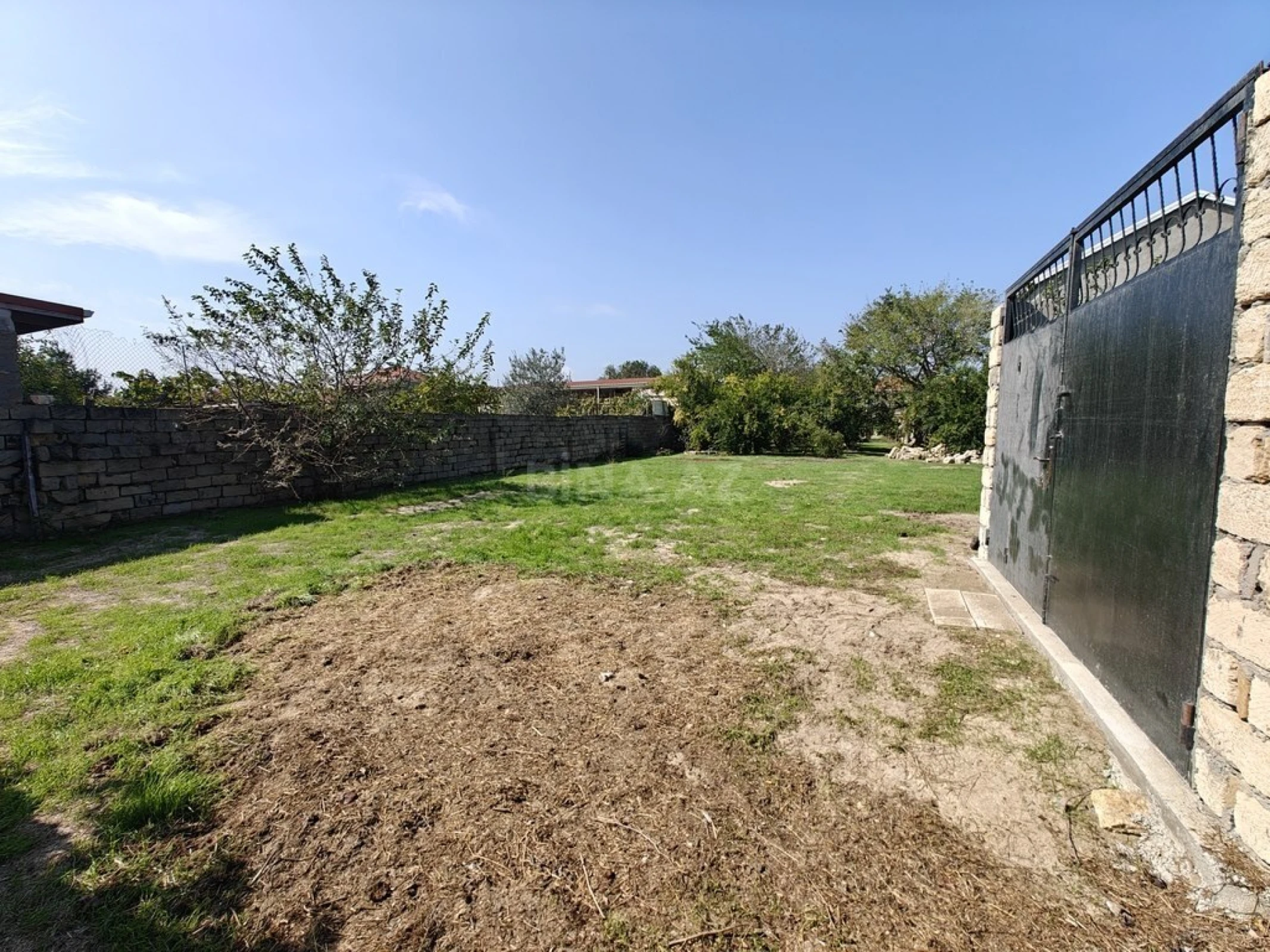 Satılır torpaq sahəsi 10 m²