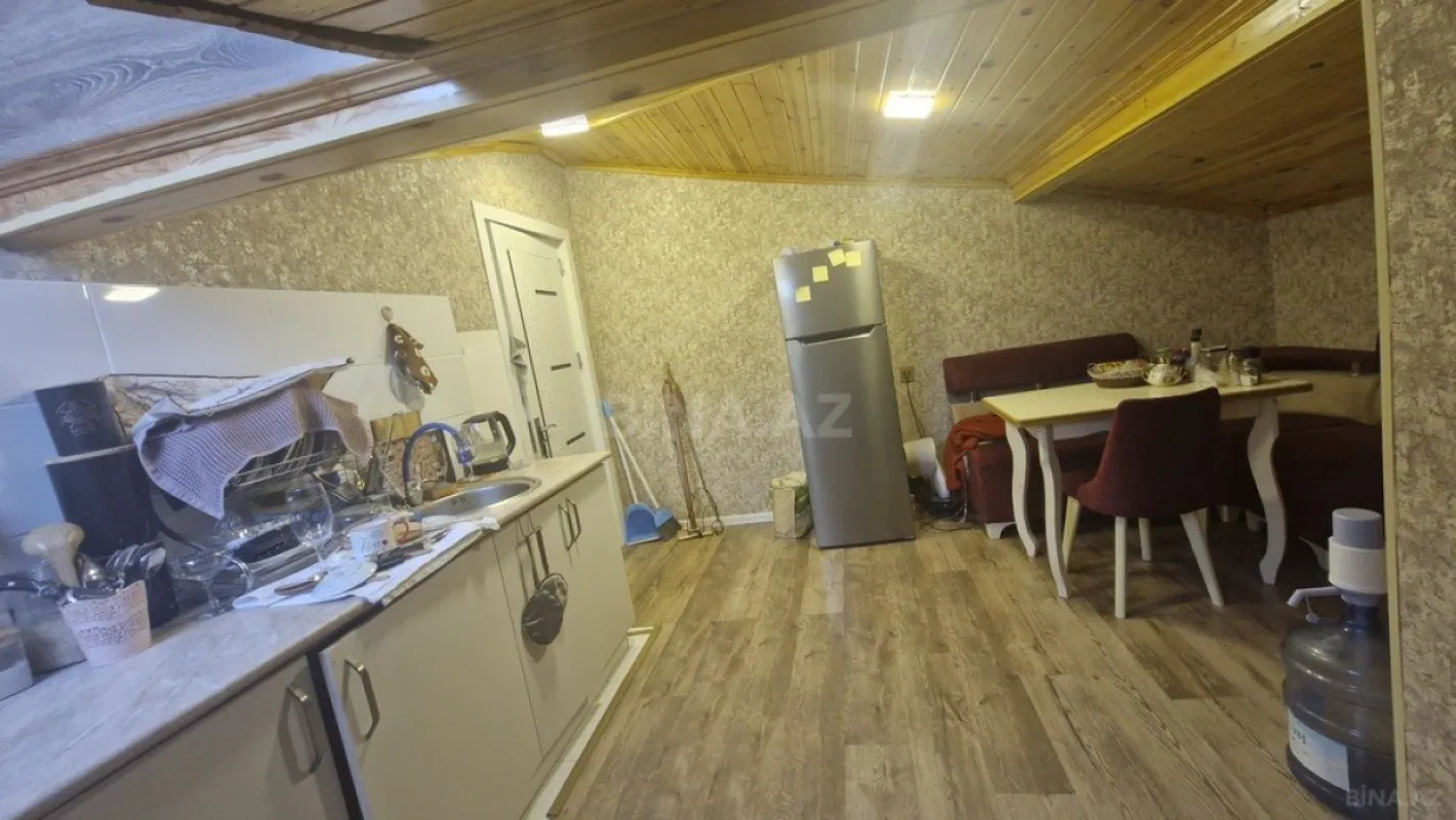 Satılır 2 otaqlı mənzil 67 m²