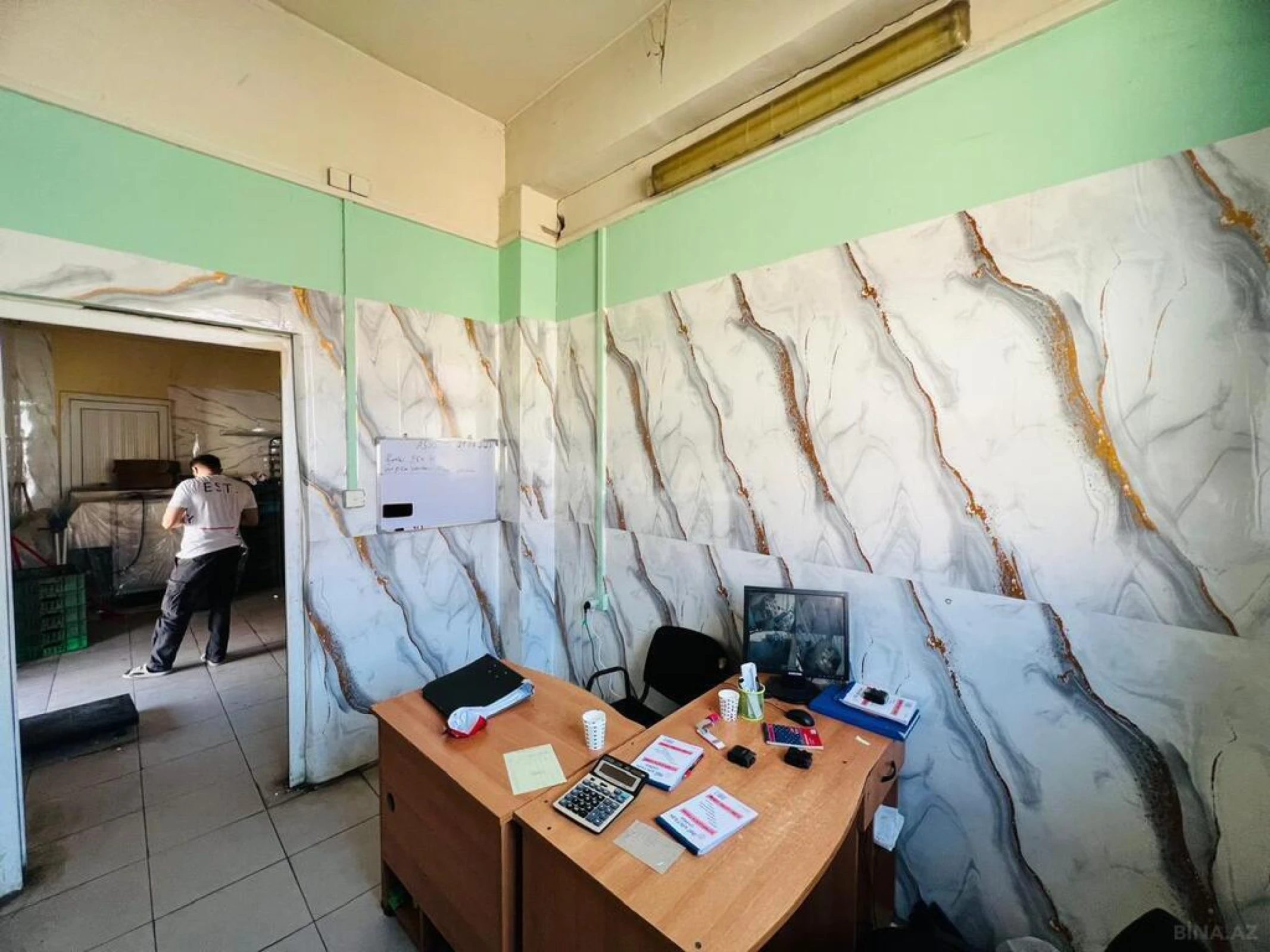 Kirayə verilir obyekt 215 m²