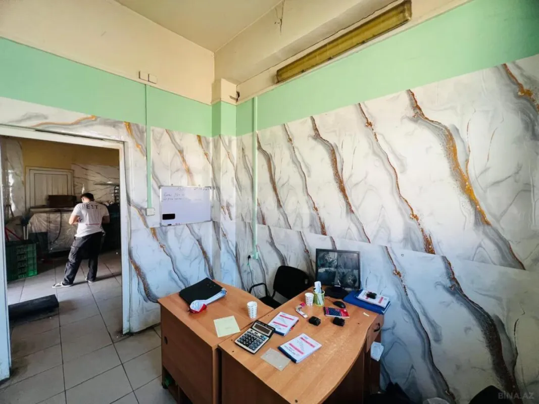 Kirayə verilir obyekt 215 m²