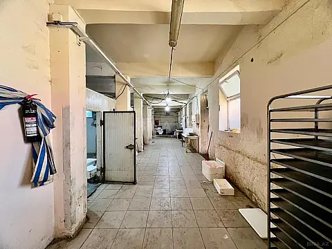 Kirayə verilir obyekt 215 m²