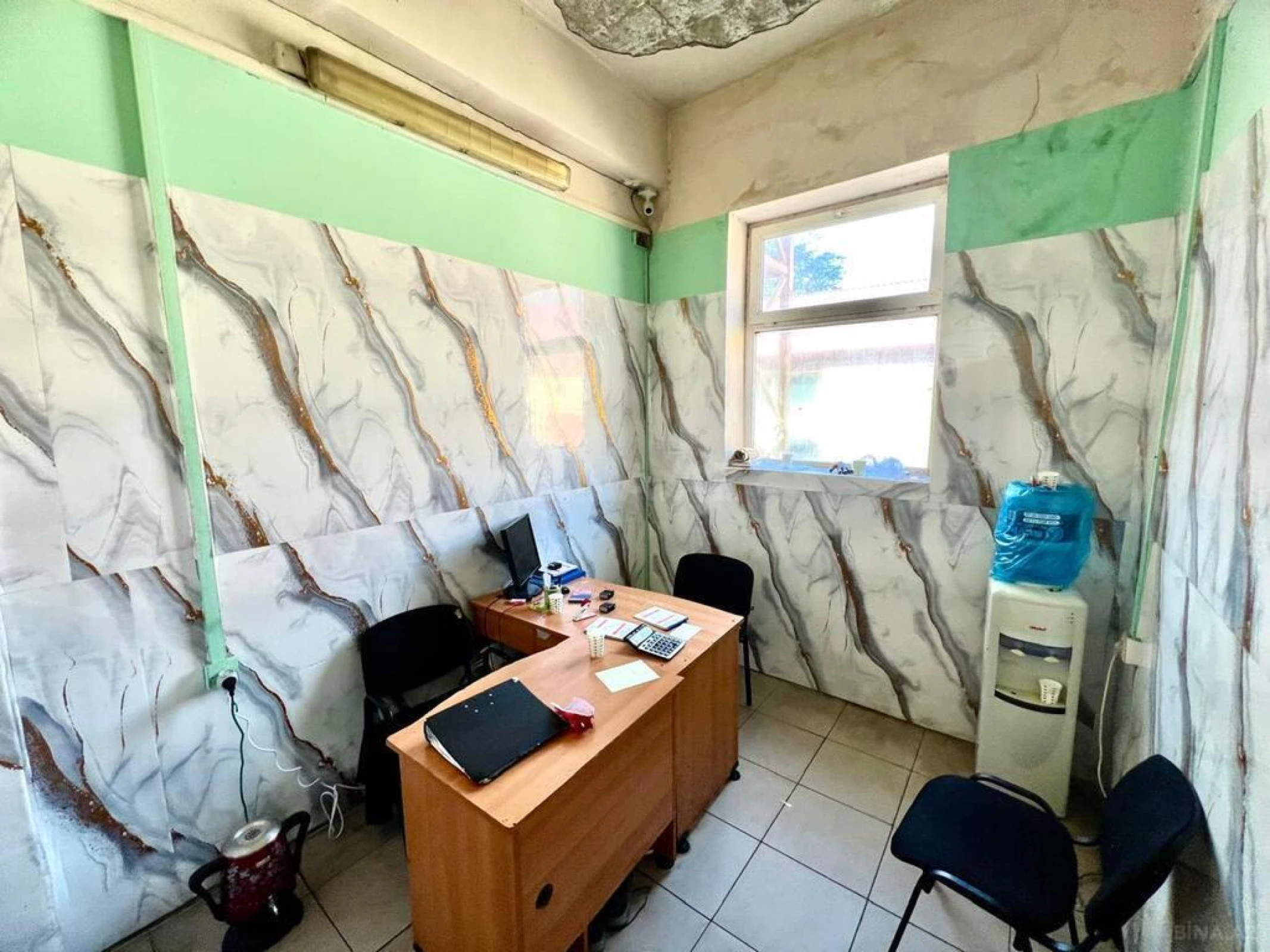 Kirayə verilir obyekt 215 m²