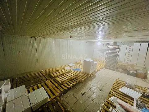 Kirayə verilir obyekt 215 m²