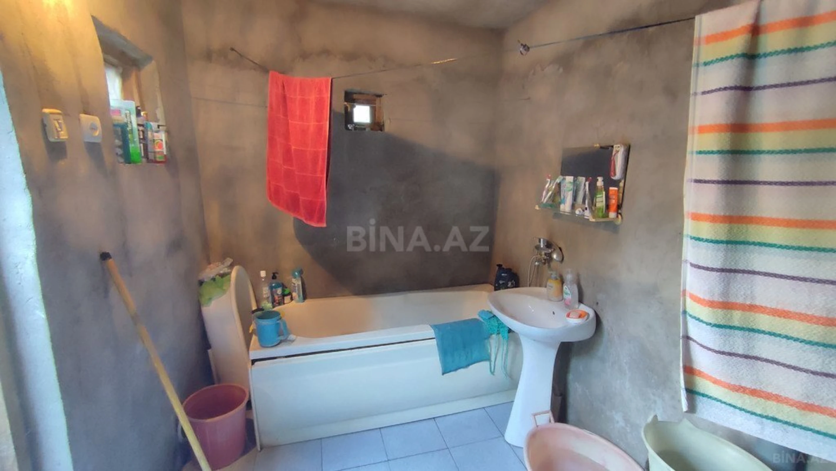 Satılır 2 otaqlı həyət evi 40 m²