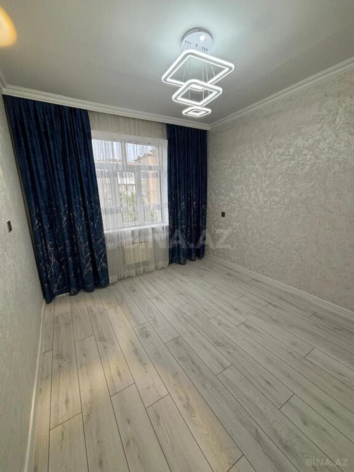 Satılır 2 otaqlı mənzil 54 m²