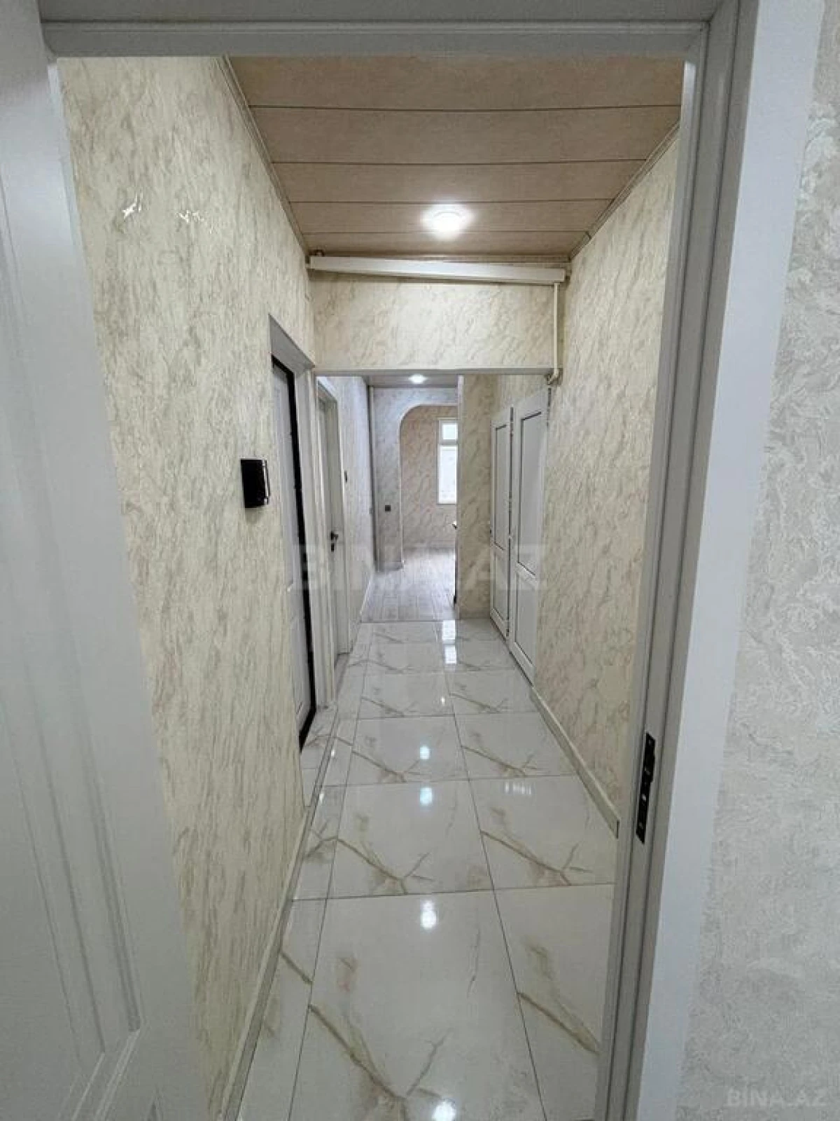 Satılır 2 otaqlı mənzil 54 m²