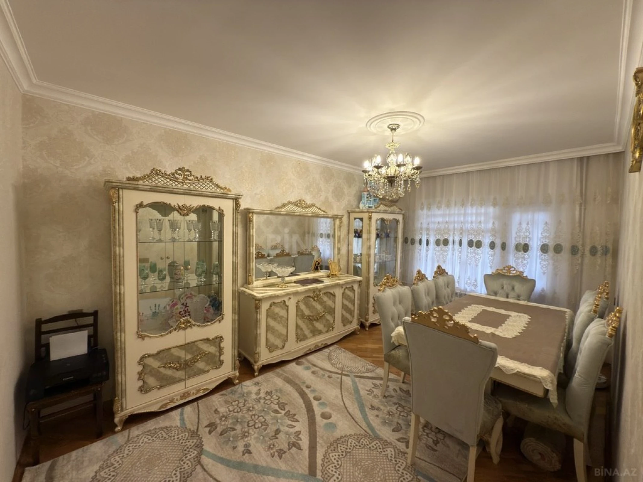 Satılır 4 otaqlı mənzil 105 m²