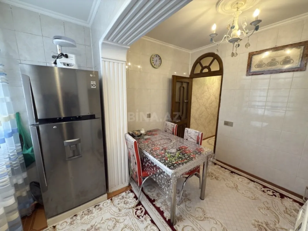 Satılır 4 otaqlı mənzil 105 m²